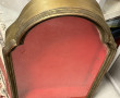 Vitrine cintrée en bois doré et porte vi