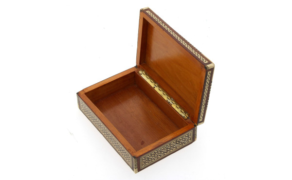 Coffret en marqueterie et incrustation d