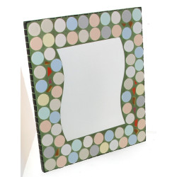 Miroir en céramique dans les tons pastel