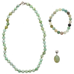 Lot de 3 bijoux pouvant former parure : 