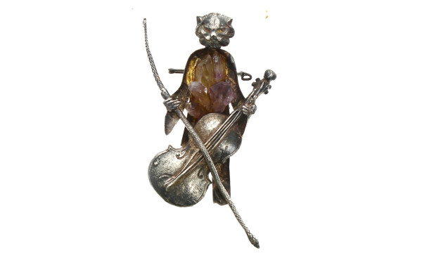 Importante broche chat au violoncelle en