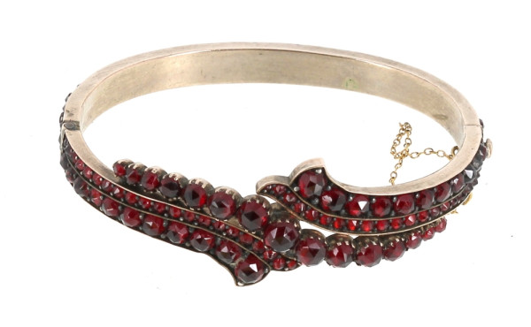 Bracelet jonc ouvrant en vermeil serti d