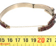 Bracelet jonc ouvrant en vermeil serti d