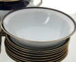 Petit service de table en porcelaine de 
