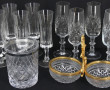 6 flûtes en verre d'un modèle, 5 d'un au