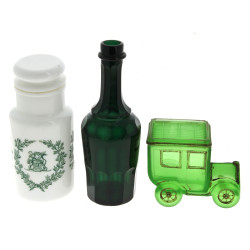 Coffret en verre en forme de vieille voi