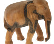 "Eléphant" en bois sculpté, H 34 x L 33 