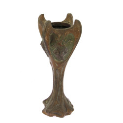 Vase en régule ART NOUVEAU à décor flora