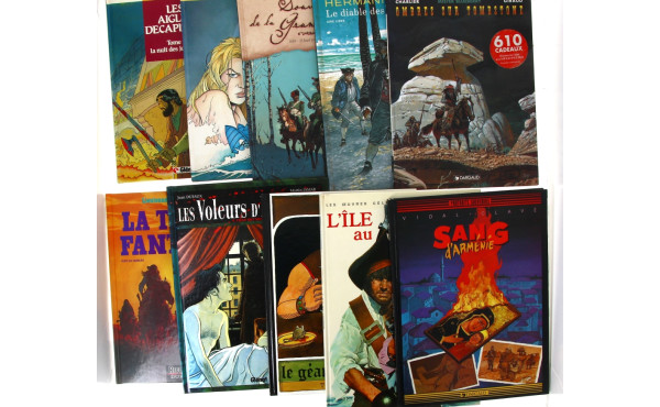 Lot de 20 BD rigides diverses
