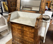 Commode dite chemin de fer en placage de