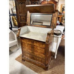 Commode dite chemin de fer en placage de