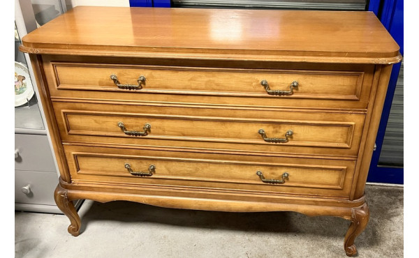 Commode de chambre ouvrant à 3 tiroirs, 