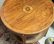 Table ronde en marqueterie, plateau d'en