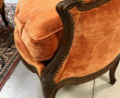 Paire de bergères recouvertes d'un velou