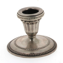 Petit bougeoir en argent 800ème décor ra