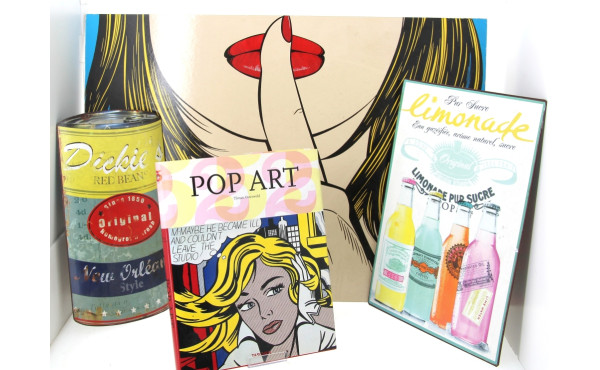 Lot comprenant un livre sur le Pop Art, 