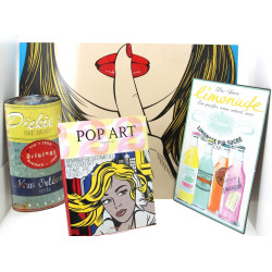 Lot comprenant un livre sur le Pop Art, 