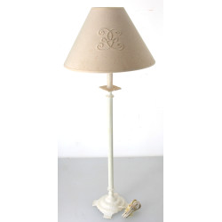 Pied de lampe en métal peint en blanc, q