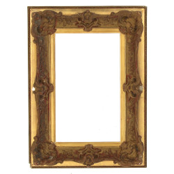 Cadre ancien en bois et stuc à décor roc