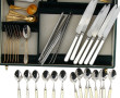 Lot de couverts modernes en inox, plusie