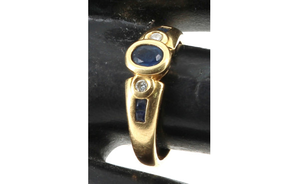 Bague en or jaune 18 cts sertie d'un sap
