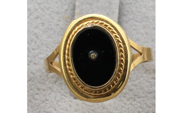 Bague en or jaune, poinçon tête d'aigle,