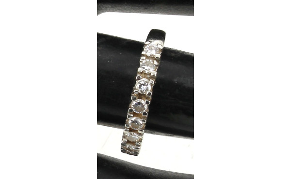 1/2 alliance en or gris 18 carats, poinç