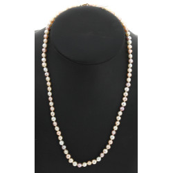 Collier shoker de perles blanches et ros