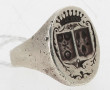 Bague armoiriée en argent, poinçon crabe