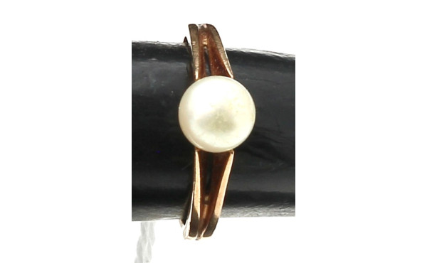 Bague en or jaune 18 carats, poinçon têt