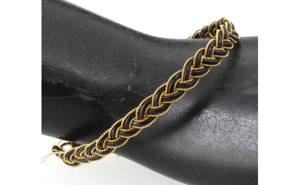 Bracelet en or jaune et poils d'éléphant
