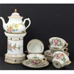 Tisanière en porcelaine blanche et or à 