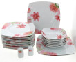 Service de table en porcelaine fleurie c