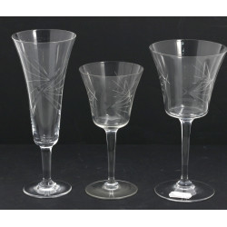 Eléments de service de verres à pied en 