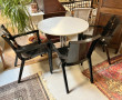 3 fauteuils en polycarbonate noir modèle