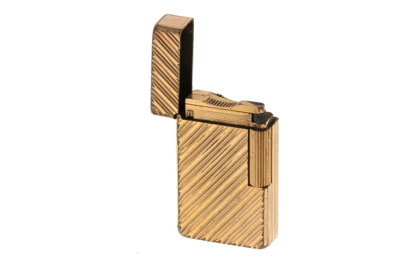 DUPONT - Briquet en plaqué or (qq usures