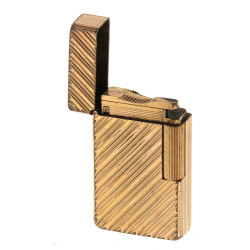 DUPONT - Briquet en plaqué or (qq usures