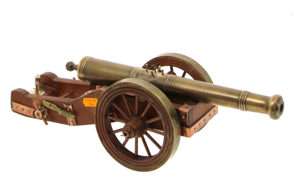 Canon miniature en bois, cuivre et laito