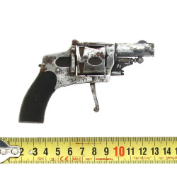 Petit pistolet de sac ancien, en étui, q