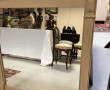 Important miroir à encadrement en bois p