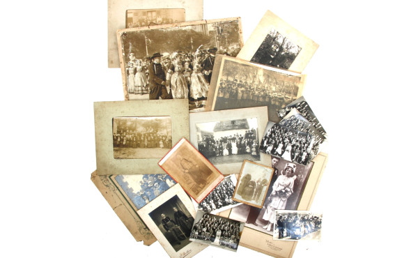 BRETAGNE - Lot de photographies de perso