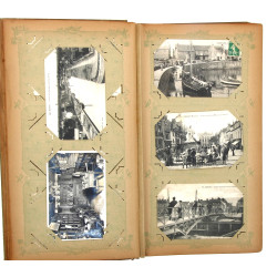 Vieil album de CPA garni d'un cinquantai