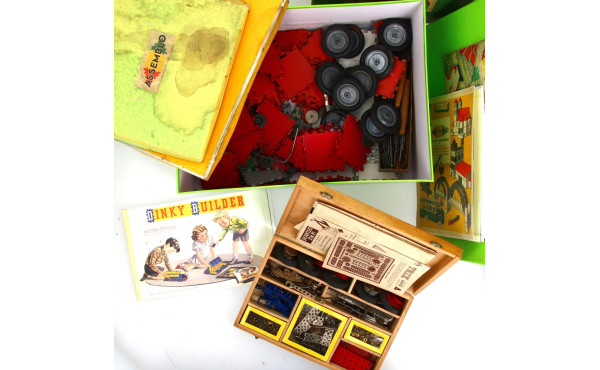 Jeux de montage ASSEMBLO (pièces en vra