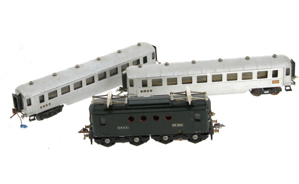 LR (Louis Roussy) échelle O - Locomotiv