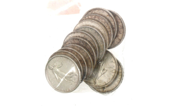 13 pièces de 5 F argent, années 60