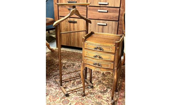 Chevet et valet de chambre