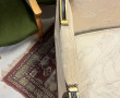 Paire de bergères de style Louis XVI (qq