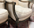 Paire de bergères de style Louis XVI (qq