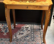 Petite table musicale en état de fonctio