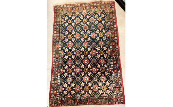 IRAN - Véramine - Tapis en laine décor f